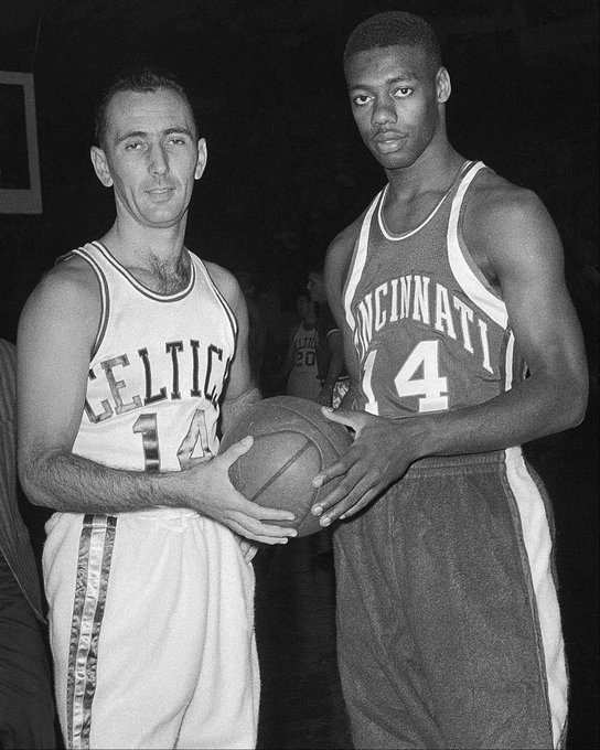 广泛讨论 广泛讨论