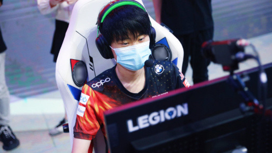 事各方的正 事各方的正