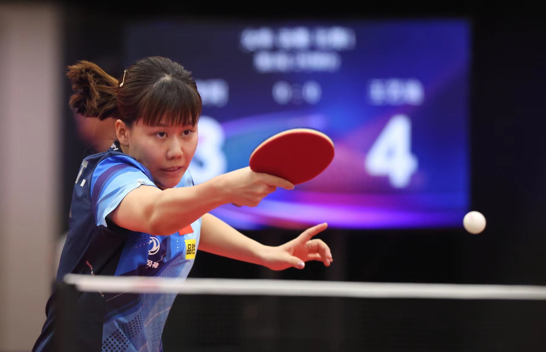 NBA正式调查伦纳德涉嫌阴阳合同，若属实，将面临禁赛1年及巨额罚款。