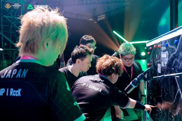 炎热的赛地 炎热的赛地